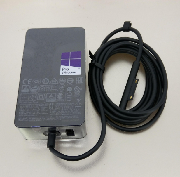 MICROSOFT SURFACE POWER SUPPLY (1706) 15V 4A