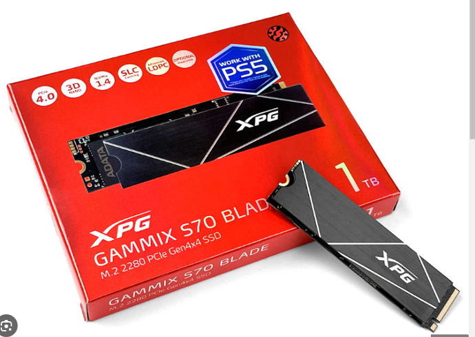 ADATA XPG GAMMIX S70 BLADE PCIe Gen4x4 M.2 2280 固態硬碟